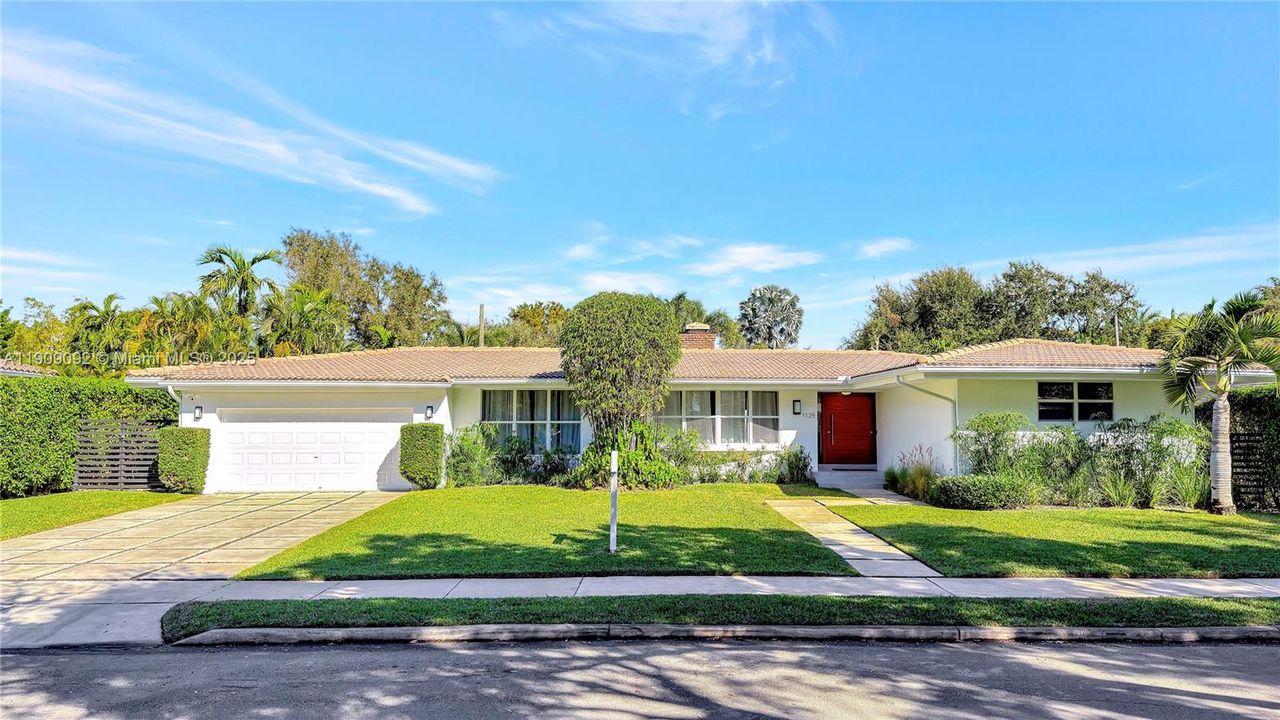 For Rent: $9,995 (3 beds, 2 baths, 2242 Square Feet)