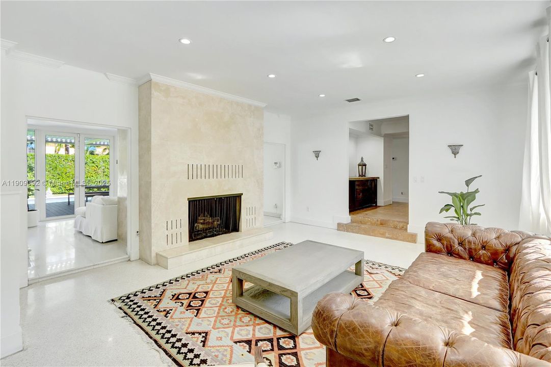 For Rent: $9,995 (3 beds, 2 baths, 2242 Square Feet)