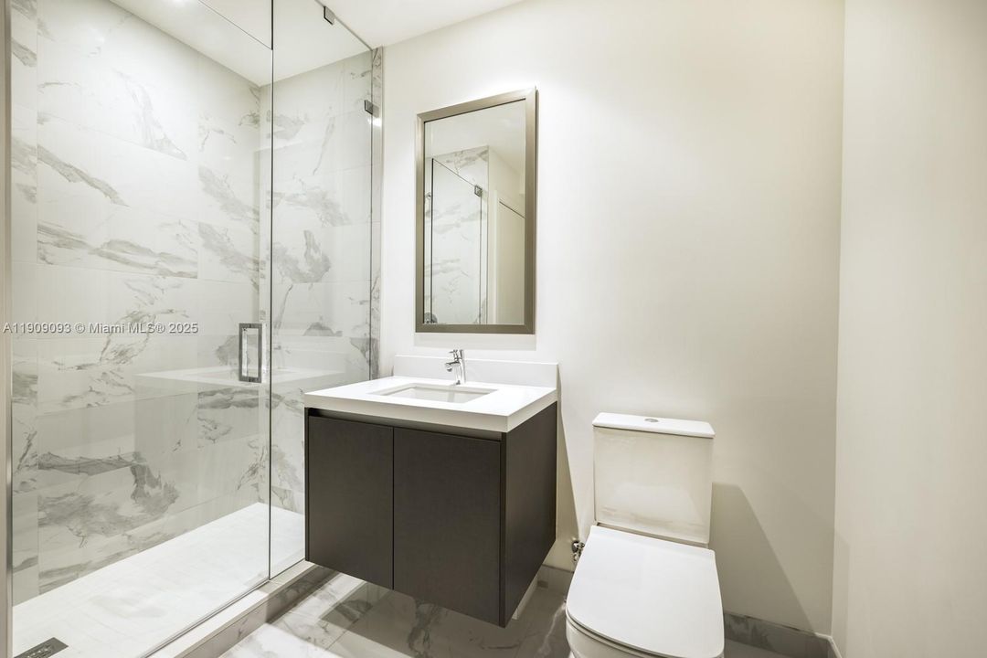 待售: $1,230,000 (2 贝兹, 3 浴室, 1560 平方英尺)