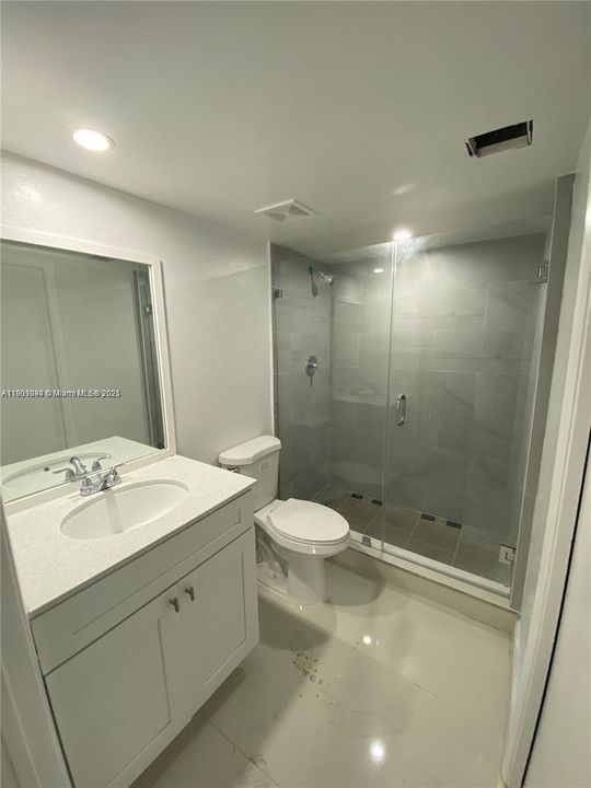 Недавно арендовано: $2,300 (2 спален, 2 ванн, 887 Квадратных фут)