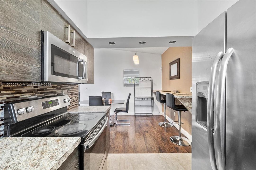 Active With Contract: $499,000 (3 beds, 2 baths, 1649 Square Feet)