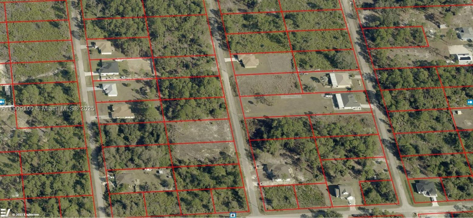 待售: $43,000 (0.50 acres)