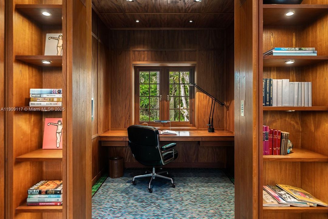 En Venta: $115,000,000 (13 camas, 15 baños, 11855 Pies cuadrados)