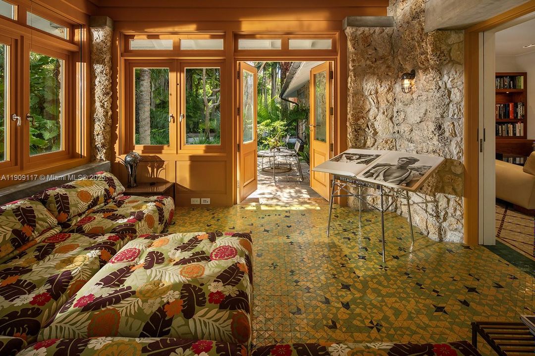 En Venta: $115,000,000 (13 camas, 15 baños, 11855 Pies cuadrados)