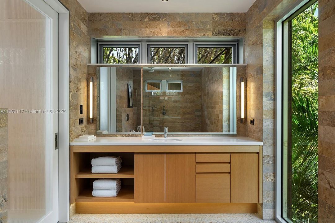 En Venta: $115,000,000 (13 camas, 15 baños, 11855 Pies cuadrados)