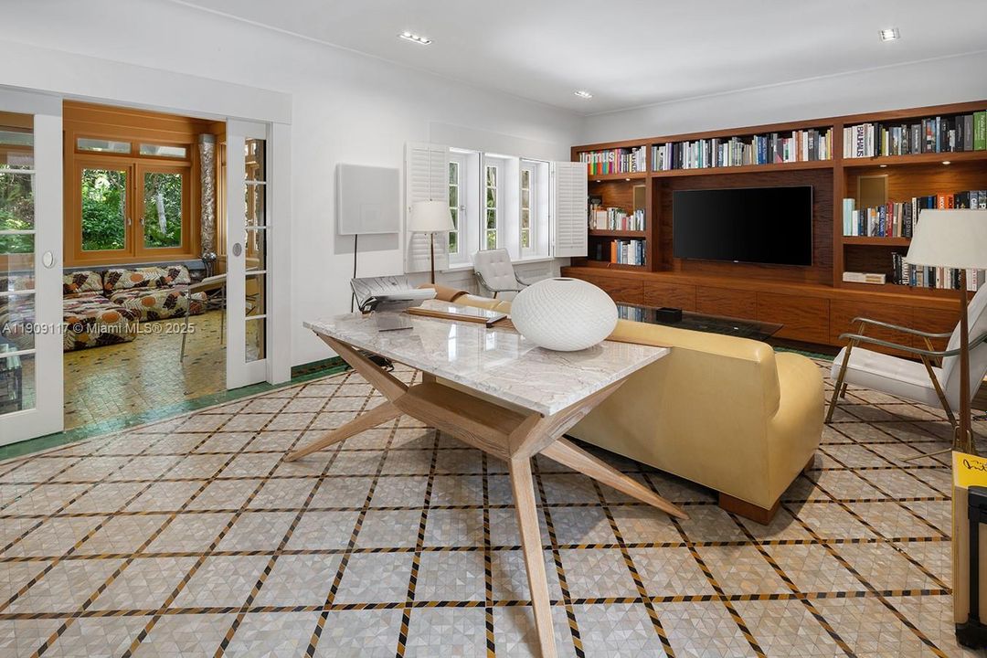 En Venta: $115,000,000 (13 camas, 15 baños, 11855 Pies cuadrados)