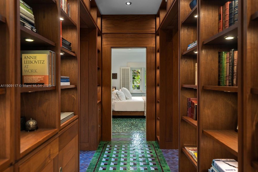 En Venta: $115,000,000 (13 camas, 15 baños, 11855 Pies cuadrados)