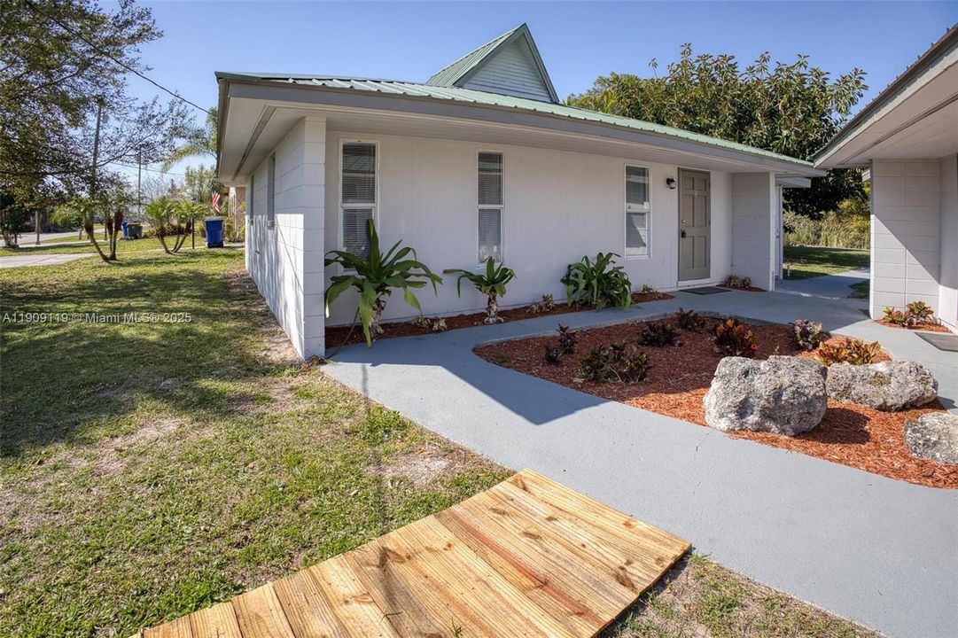 For Sale: $350,000 (0 beds, 0 baths, 1808 Square Feet)