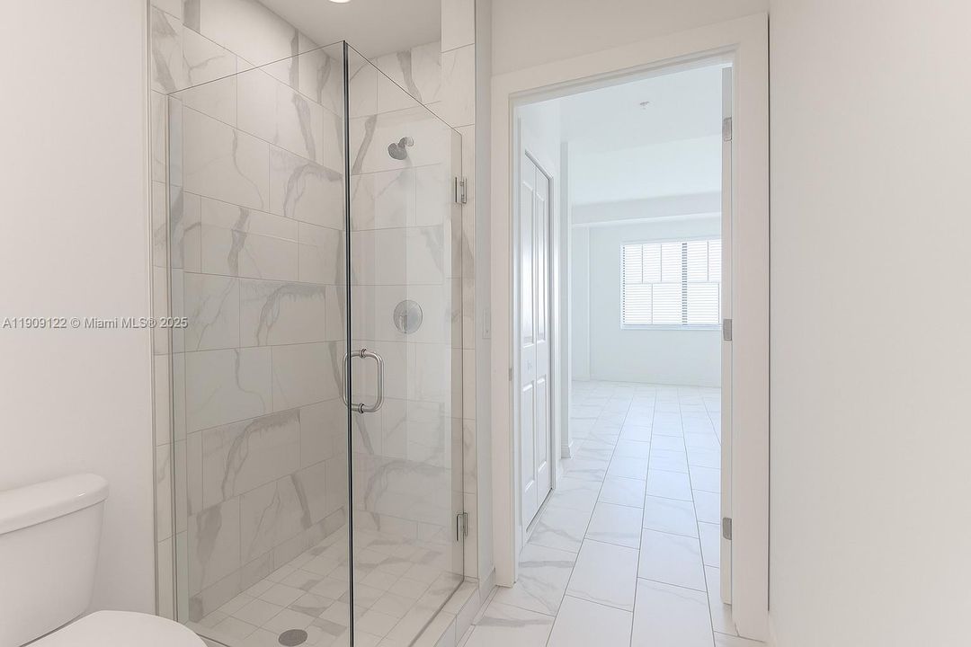 Недавно арендовано: $6,637 (2 спален, 2 ванн, 1341 Квадратных фут)