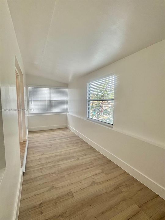 For Sale: $980,000 (0 beds, 0 baths, 2204 Square Feet)