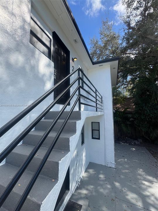 For Sale: $980,000 (0 beds, 0 baths, 2204 Square Feet)