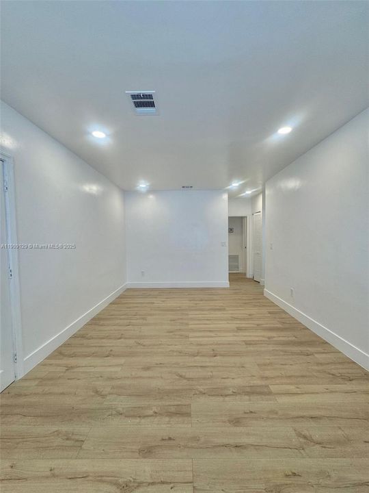 For Sale: $980,000 (0 beds, 0 baths, 2204 Square Feet)