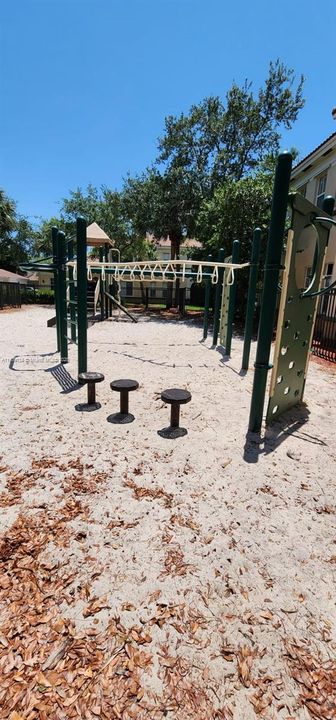 Recientemente alquilado: $2,150 (1 camas, 1 baños, 850 Pies cuadrados)