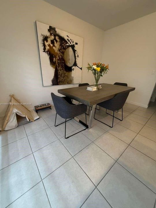 На продажу: $580,000 (3 спален, 2 ванн, 1507 Квадратных фут)