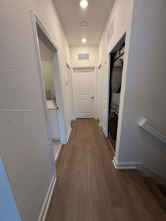 На продажу: $580,000 (3 спален, 2 ванн, 1507 Квадратных фут)