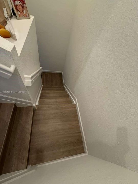 На продажу: $580,000 (3 спален, 2 ванн, 1507 Квадратных фут)