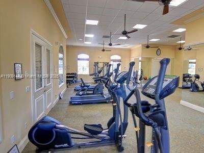 For Sale: $299,900 (2 beds, 2 baths, 1727 Square Feet)