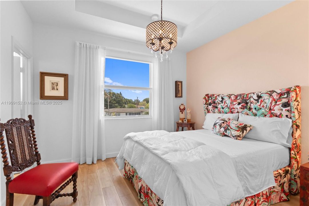 待售: $538,500 (3 贝兹, 3 浴室, 1328 平方英尺)