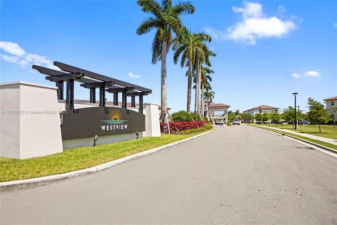 待售: $538,500 (3 贝兹, 3 浴室, 1328 平方英尺)