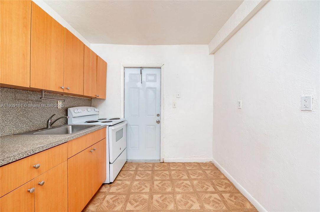 For Sale: $1,250,000 (0 beds, 0 baths, 2664 Square Feet)