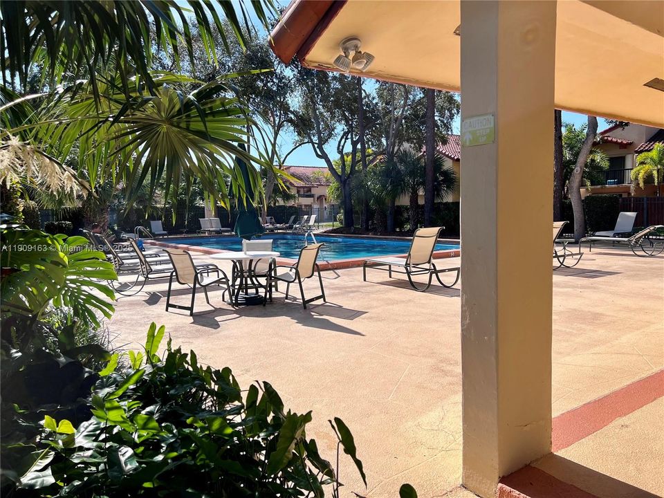 En Venta: $464,900 (2 camas, 1 baños, 1152 Pies cuadrados)