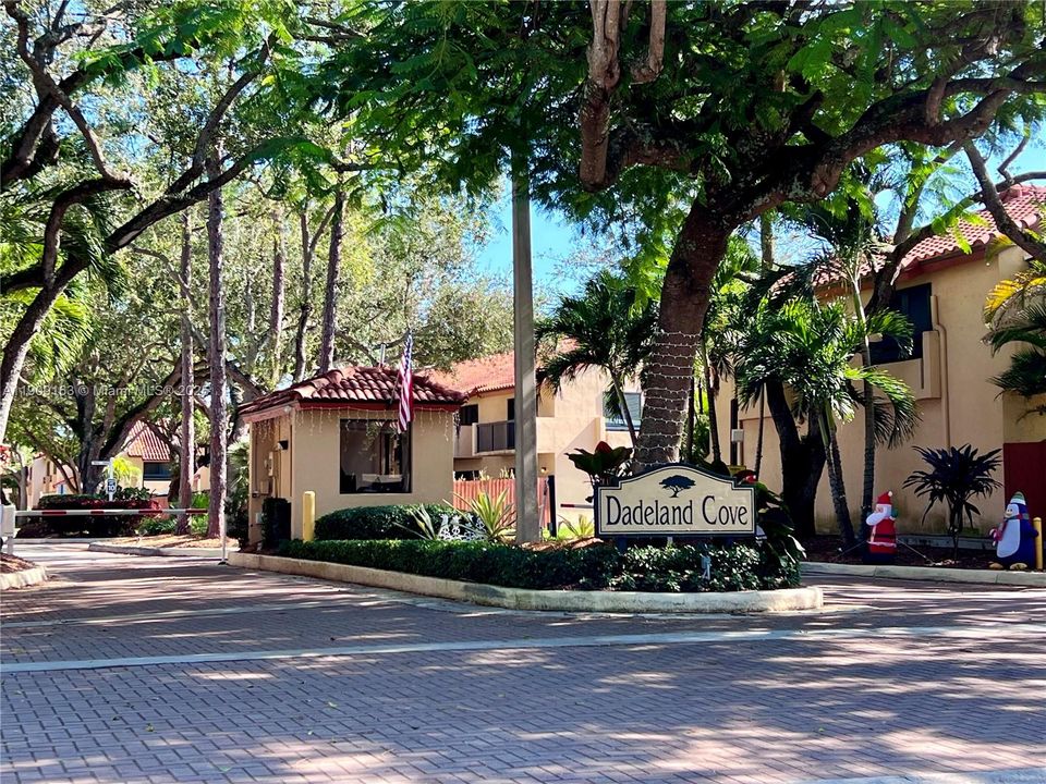 En Venta: $464,900 (2 camas, 1 baños, 1152 Pies cuadrados)