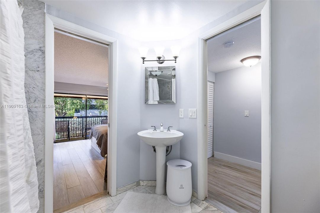 En Venta: $464,900 (2 camas, 1 baños, 1152 Pies cuadrados)