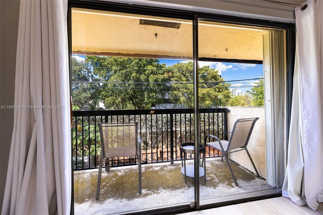 En Venta: $464,900 (2 camas, 1 baños, 1152 Pies cuadrados)