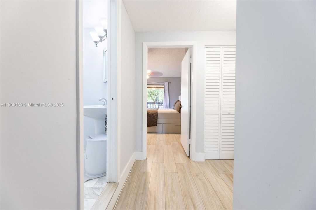 En Venta: $464,900 (2 camas, 1 baños, 1152 Pies cuadrados)