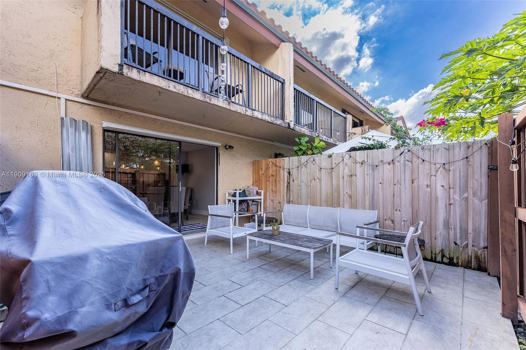 En Venta: $464,900 (2 camas, 1 baños, 1152 Pies cuadrados)