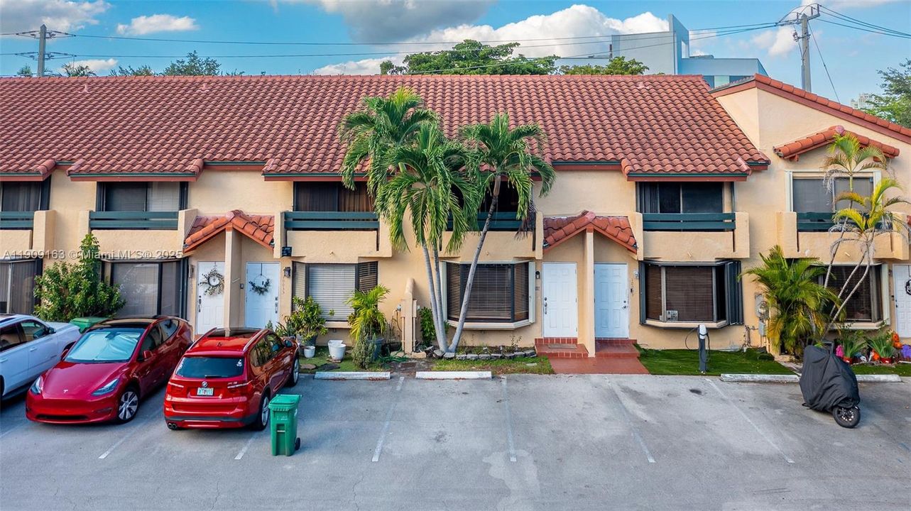 En Venta: $464,900 (2 camas, 1 baños, 1152 Pies cuadrados)