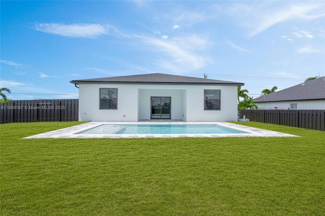 待售: $410,000 (3 贝兹, 2 浴室, 1469 平方英尺)