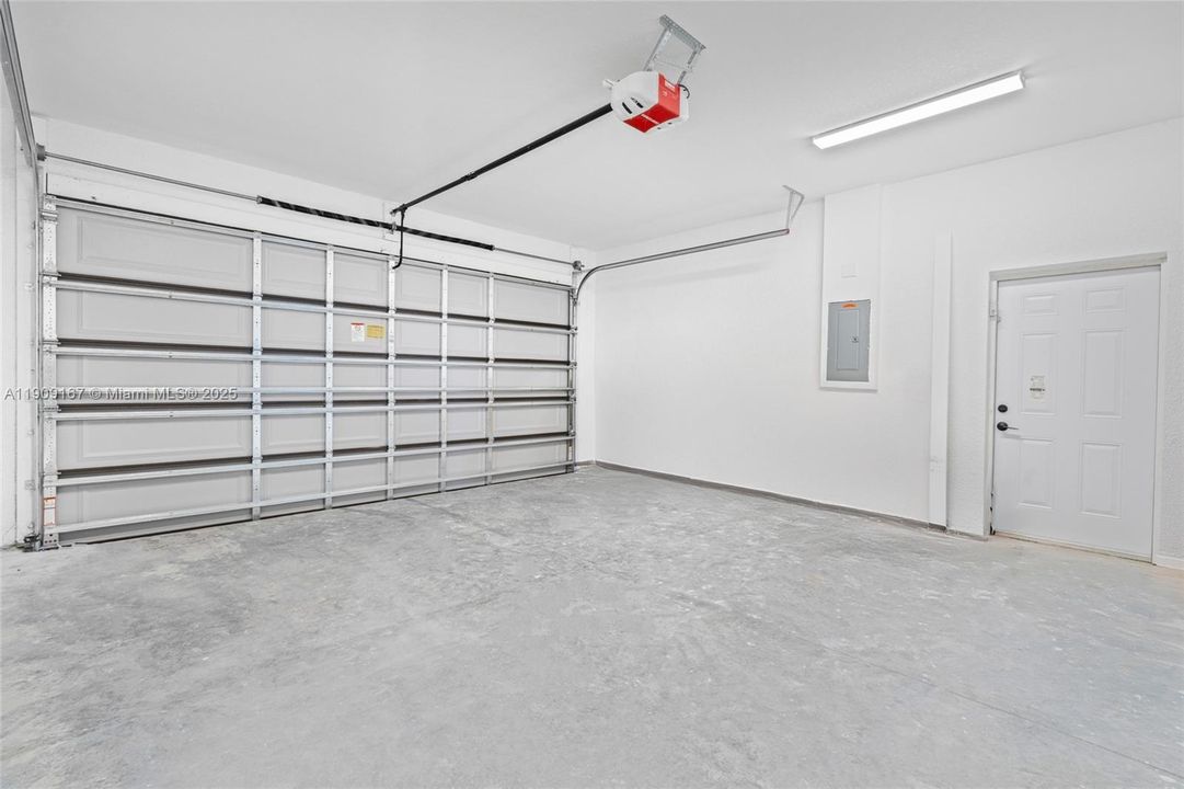 待售: $410,000 (3 贝兹, 2 浴室, 1469 平方英尺)