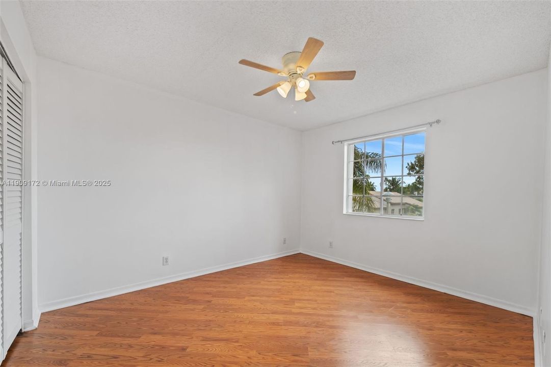 For Rent: $4,500 (4 beds, 2 baths, 2095 Square Feet)