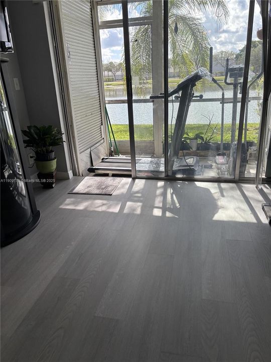 На продажу: $175,000 (1 спален, 1 ванн, 630 Квадратных фут)