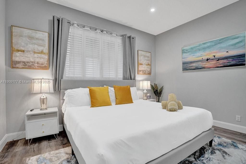 En Venta: $1,750,000 (5 camas, 3 baños, 2614 Pies cuadrados)