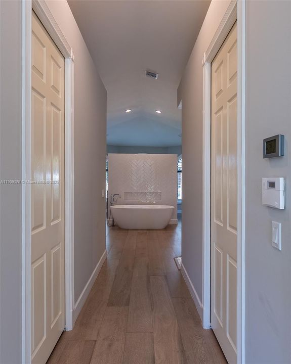 For Sale: $2,570,000 (5 beds, 4 baths, 4377 Square Feet)