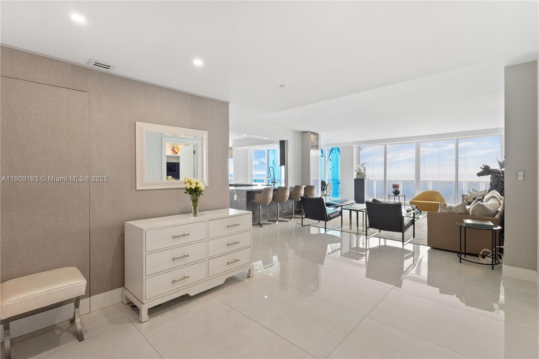 Active With Contract: $1,349,999 (3 beds, 2 baths, 2370 Square Feet)