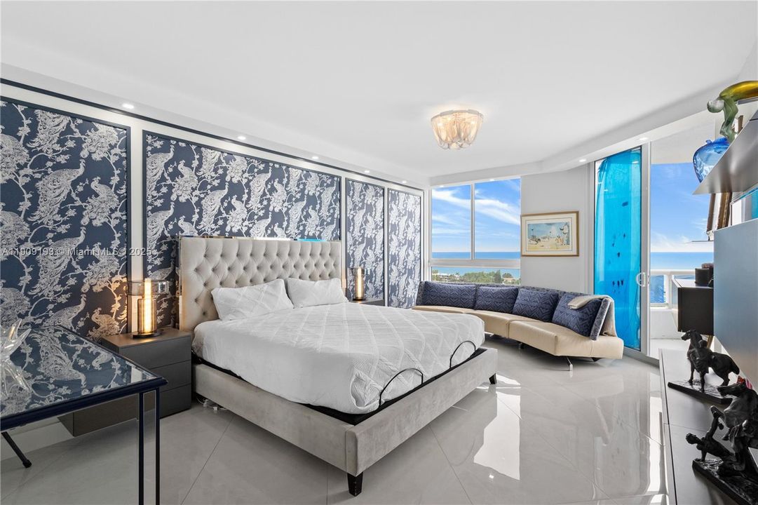 Active With Contract: $1,349,999 (3 beds, 2 baths, 2370 Square Feet)