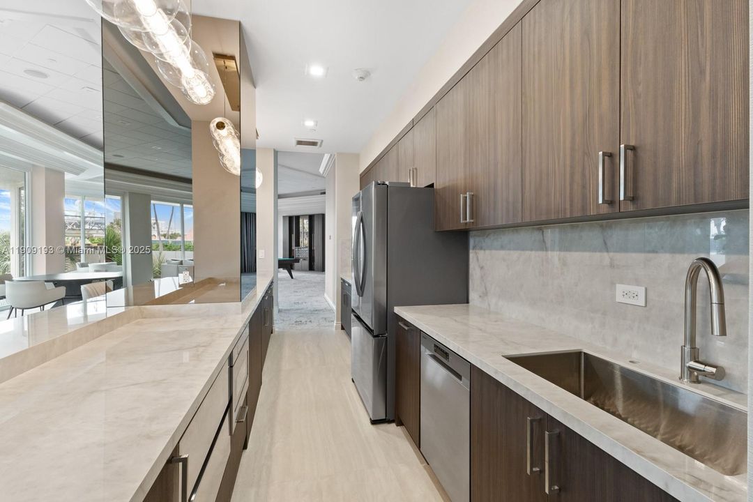 Active With Contract: $1,349,999 (3 beds, 2 baths, 2370 Square Feet)