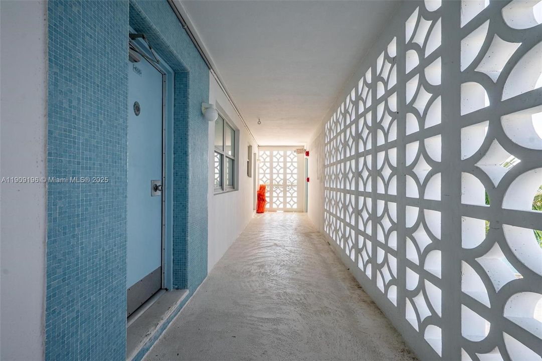 Activo con contrato: $4,000 (2 camas, 3 baños, 1413 Pies cuadrados)