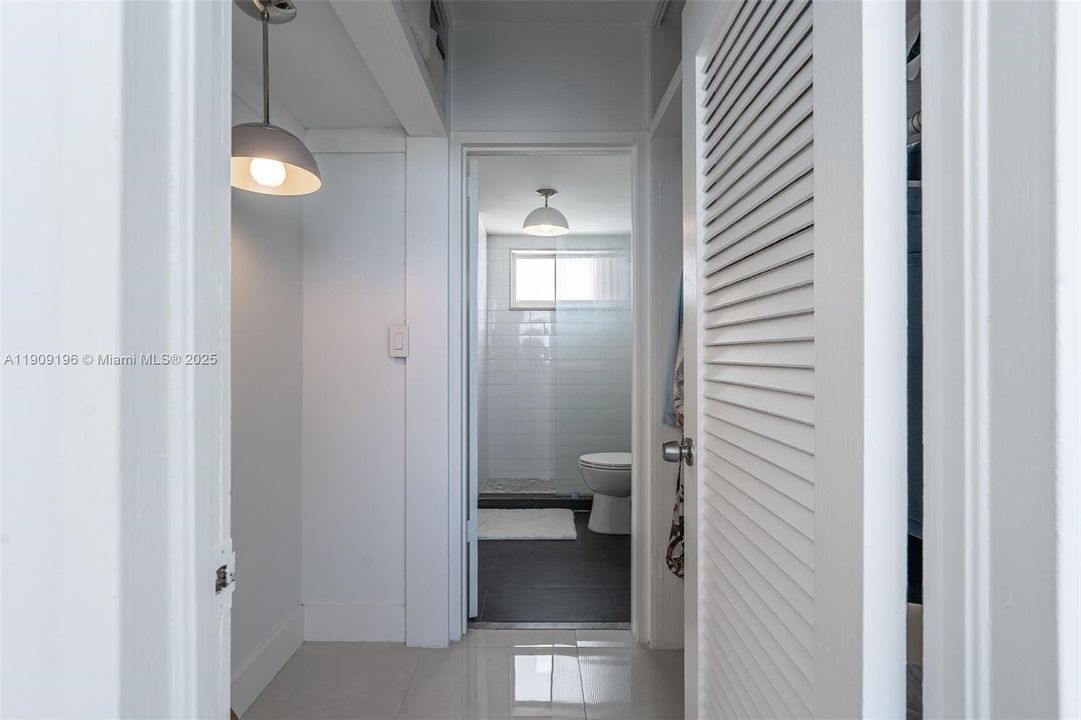 Activo con contrato: $4,000 (2 camas, 3 baños, 1413 Pies cuadrados)