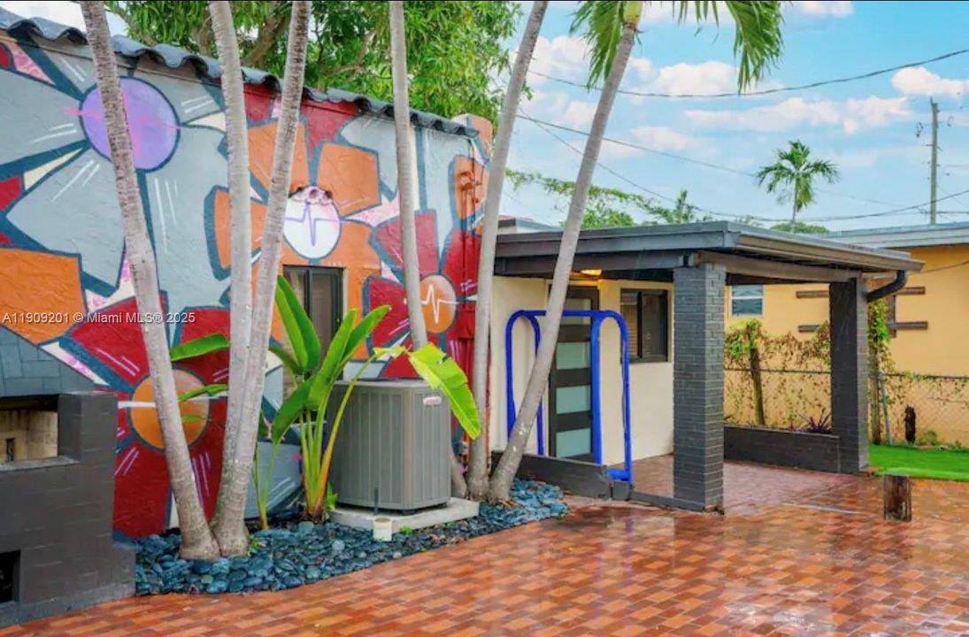 For Sale: $1,895,000 (0 beds, 0 baths, 4461 Square Feet)