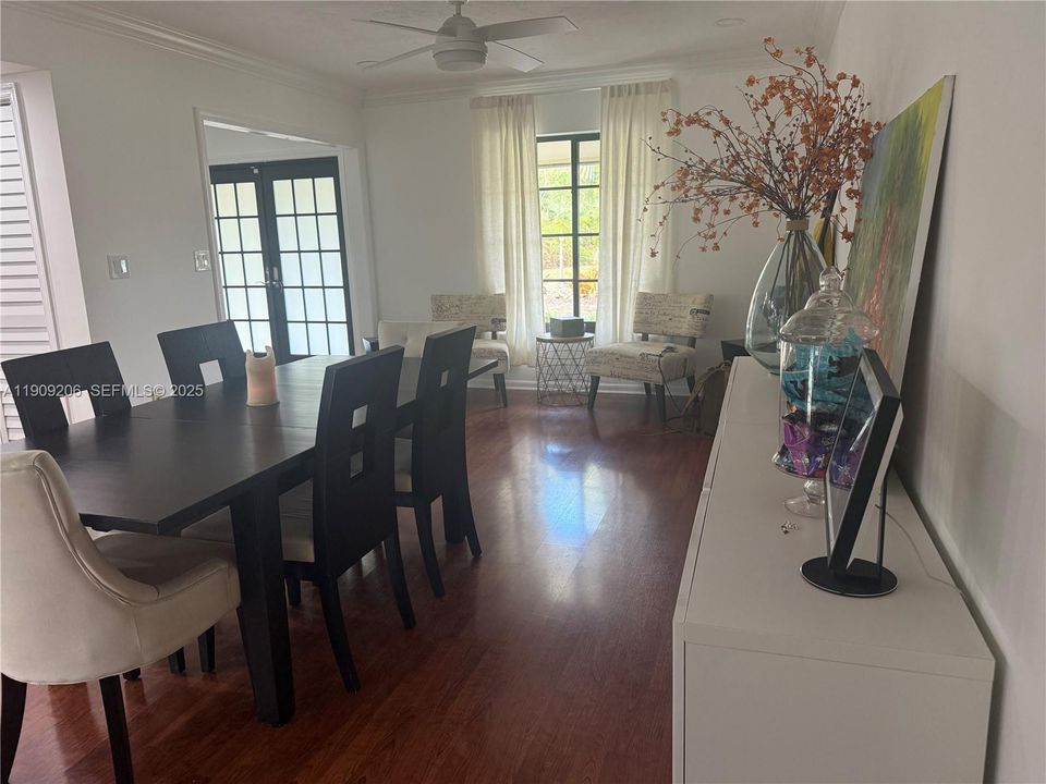 Active With Contract: $975,000 (4 beds, 2 baths, 2130 Square Feet)