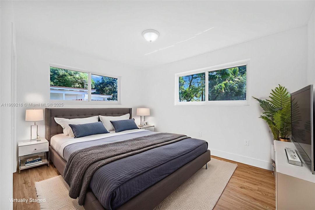 For Sale: $439,000 (4 beds, 1 baths, 1412 Square Feet)