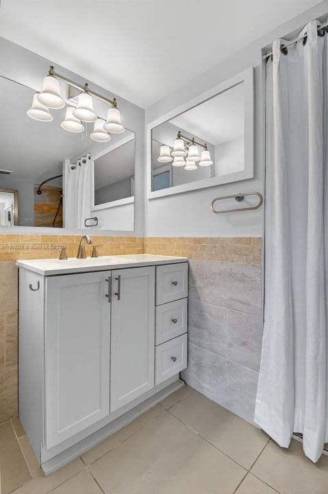 For Sale: $299,000 (3 beds, 2 baths, 1125 Square Feet)