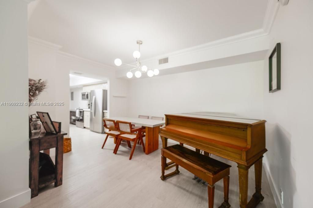 En Renta: $5,950 (2 camas, 2 baños, 1409 Pies cuadrados)