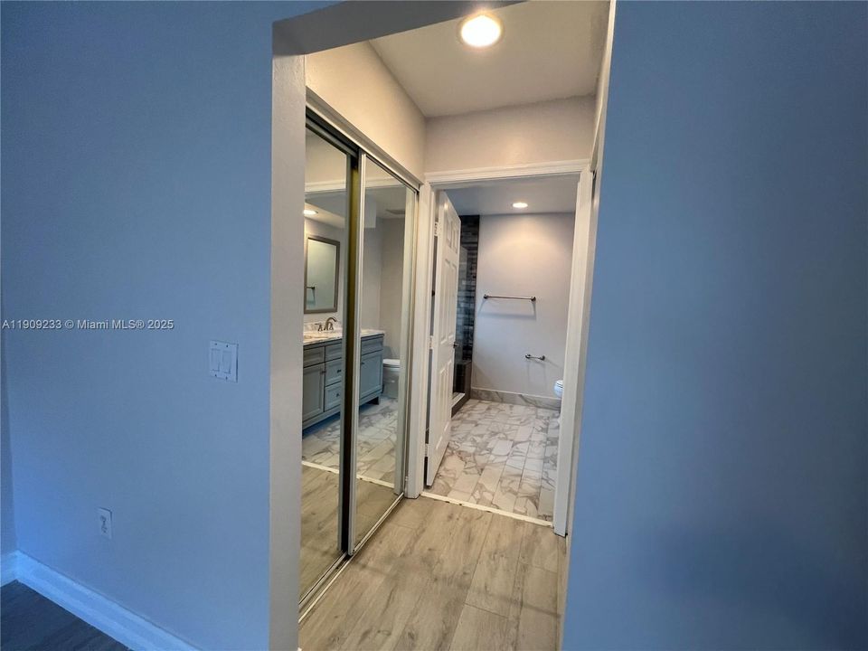 For Rent: $3,600 (3 beds, 2 baths, 1408 Square Feet)