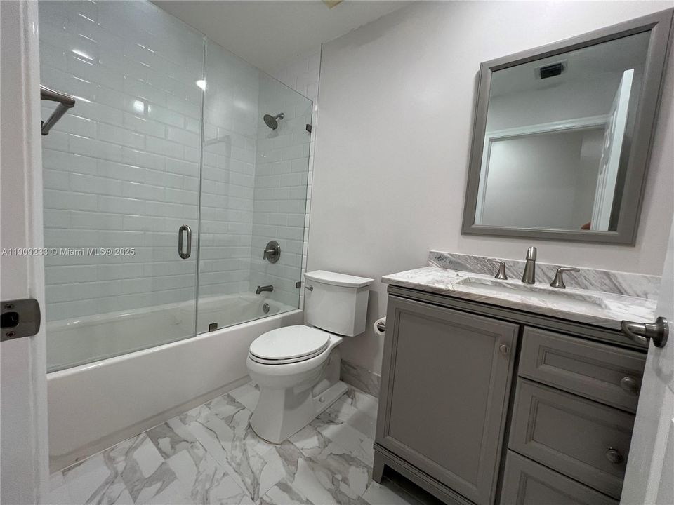 For Rent: $3,600 (3 beds, 2 baths, 1408 Square Feet)