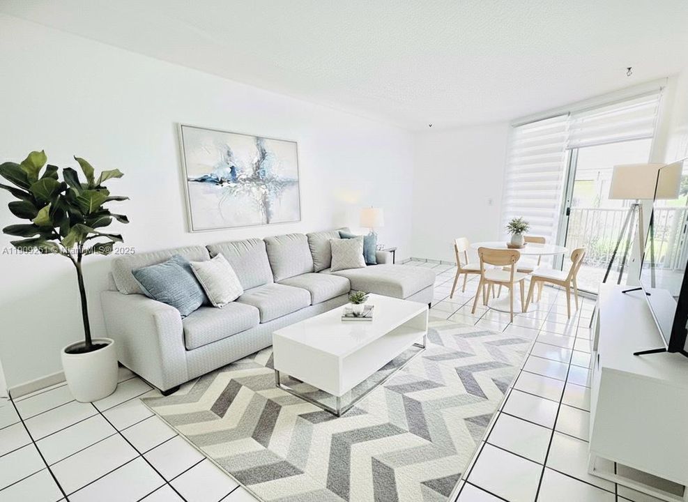 出租: $2,800 (3 贝兹, 2 浴室, 1300 平方英尺)